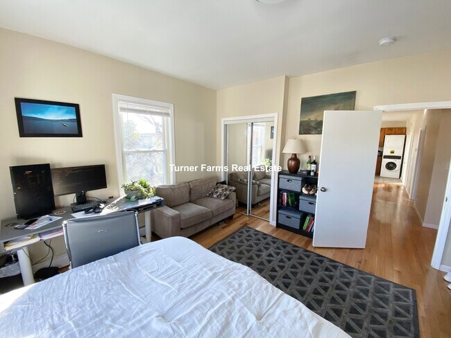 Photo - 5 Bickford Ave Apartments Unit 6 Bickord ave