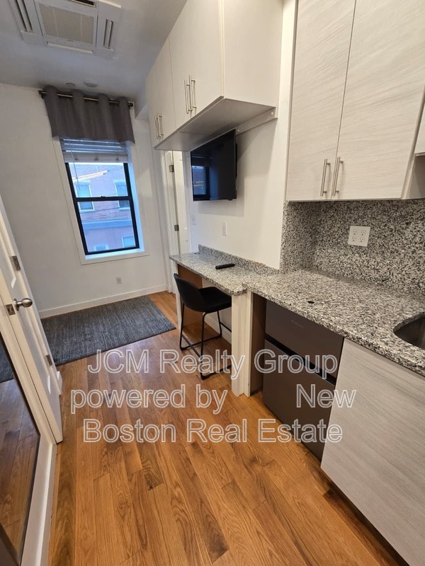 Photo - 16 Fifth Street Unit Studio -5