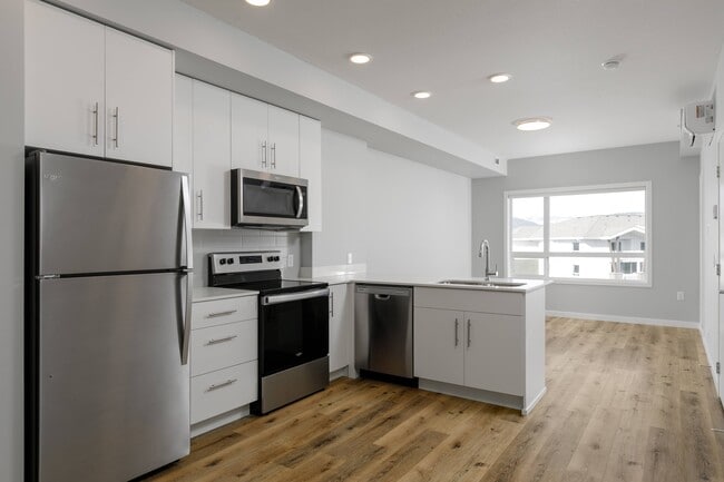 Building Photo - Lavida - Building B Unit 210