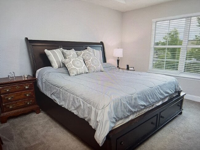 Photo - BEAUTIFUL TOWNHOME