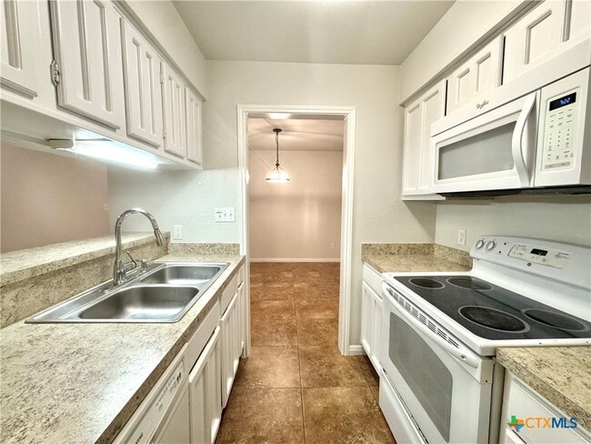 Photo - 1202 Thorpe Ln Unidad 607