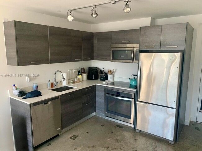 Photo - 151 SE 1st St Unidad 3509