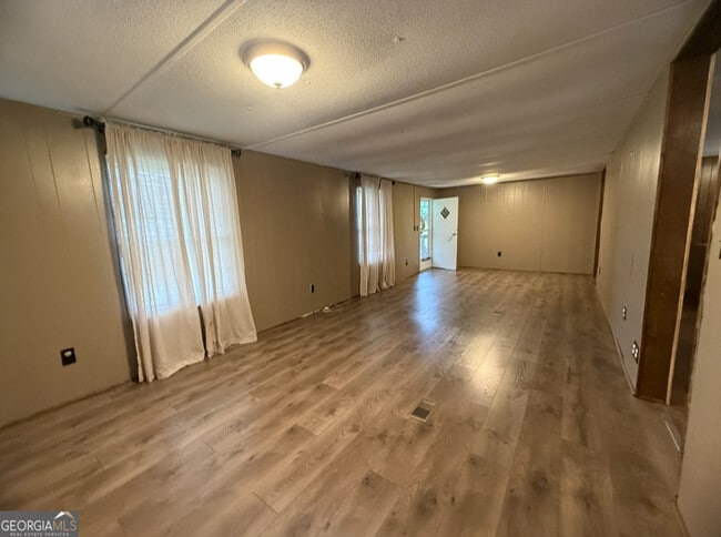 Photo - 1057 McGee Rd