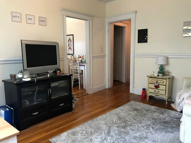 264 Kelton St Unit 2