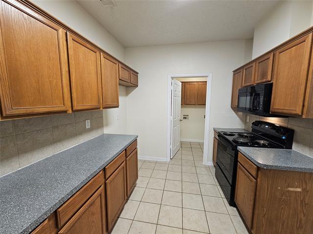 Photo - 212 Enchanted Ct