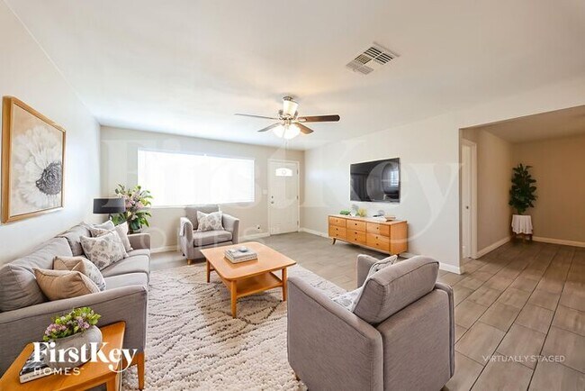 Photo - 13642 N 31st Dr