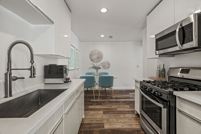 Photo - 2730 Raymond Ave.