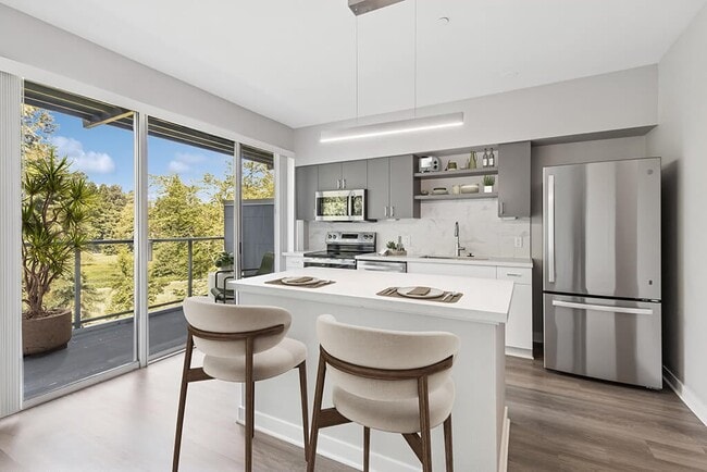 Photo - Riverpark Apartments