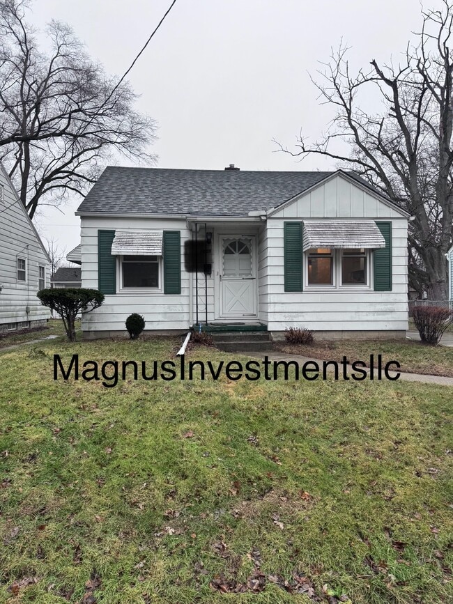 Building Photo - 1009 Broer Ave