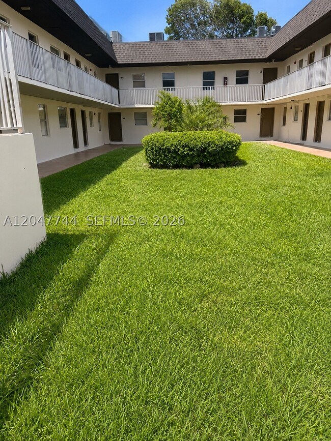 Photo - 8601 SW 94th St Unit 105W