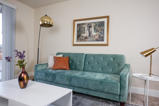 Building Photo - 12701 N Pennsylvania Ave Unit ID1036755P Rental