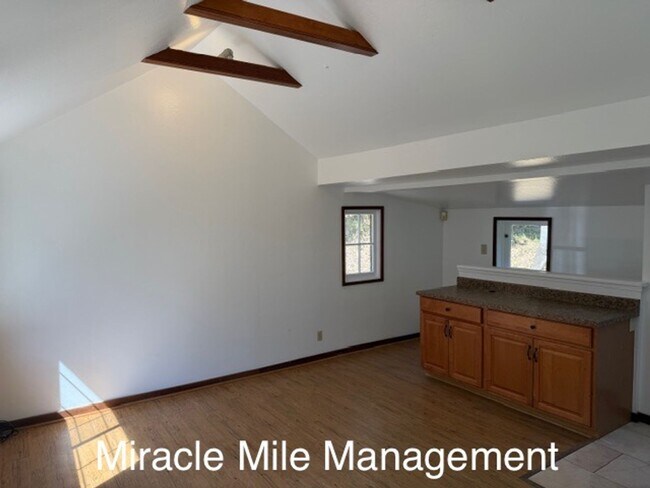 Photo - Charming Private Cottage in San Anselmo