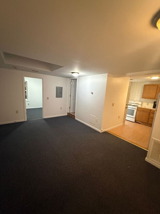 Photo - 2-Bedroom Apartment with Skylights in Adams, MA Unit 7