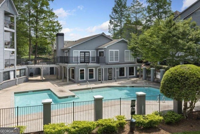 Photo - 432 Granville Ct