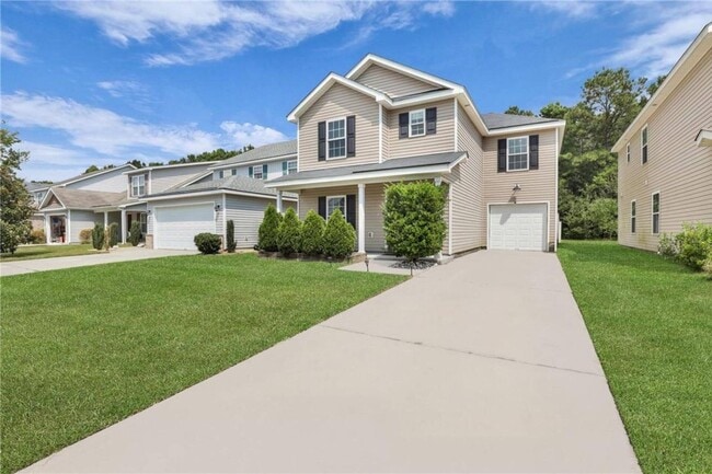 Photo - Modern 4 Bedroom South Savannah Home with ...