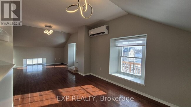 Photo - 102 Mill St Unité 5