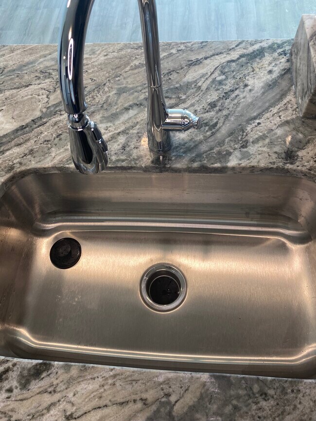 Aria at Steepleway Apartments For Rent in Houston, TX