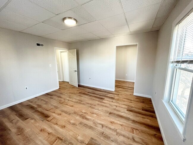 Photo - 105 Buttonwood St Unit 3