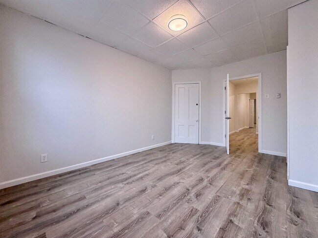 Photo - 330 Pavonia Ave Unit 3R