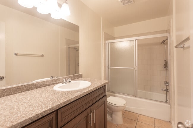 2BR,2BA- 1,020SF -Bathroom - The Alexio