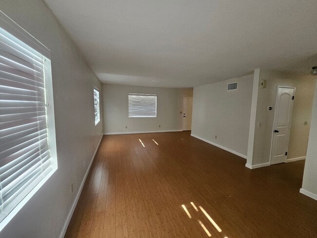 Photo - 3 Bedroom Home Located in Mohave Highlands