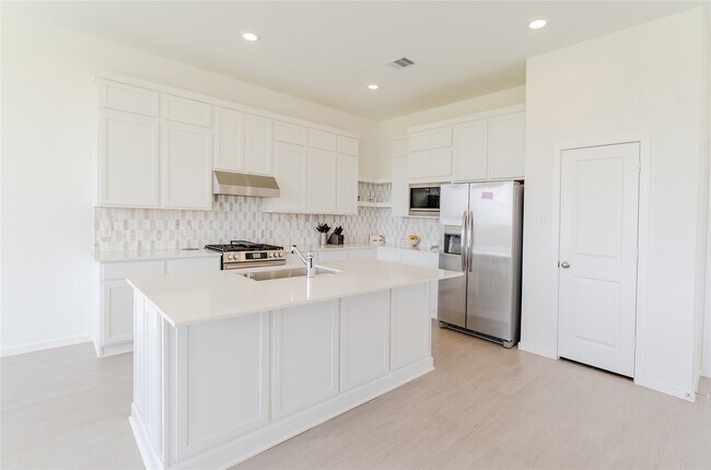 Photo - 6731 Iron Clover Dr