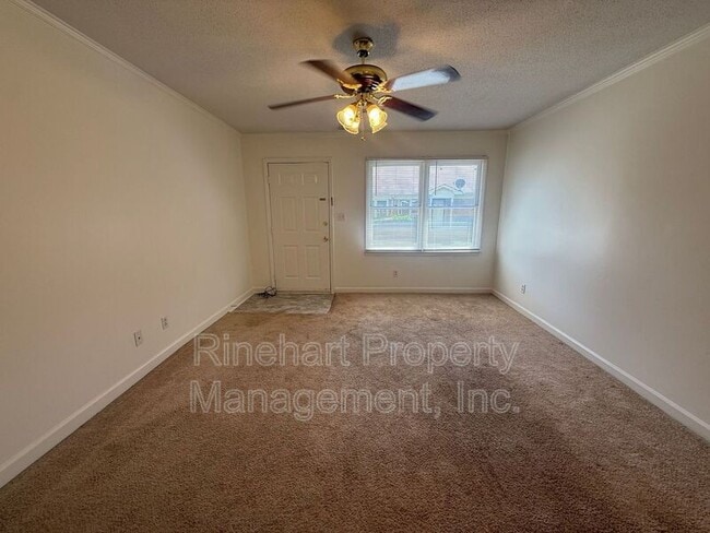 Photo - 1110 Chandler Dr