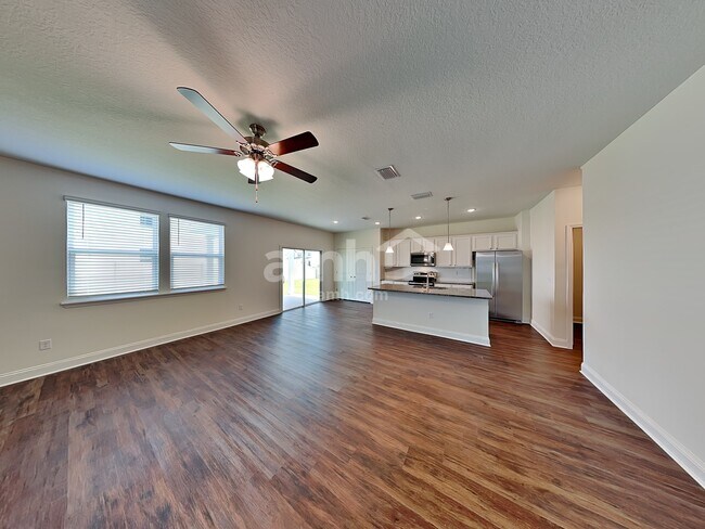 Photo - 216 Banyan Frst Dr