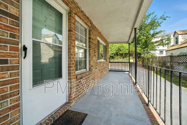 Building Photo - 9563 15th Bay St Unit #2 Rental