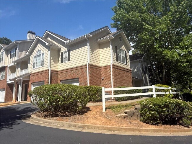 Photo - 411 Spring Heights Ln Unit 4