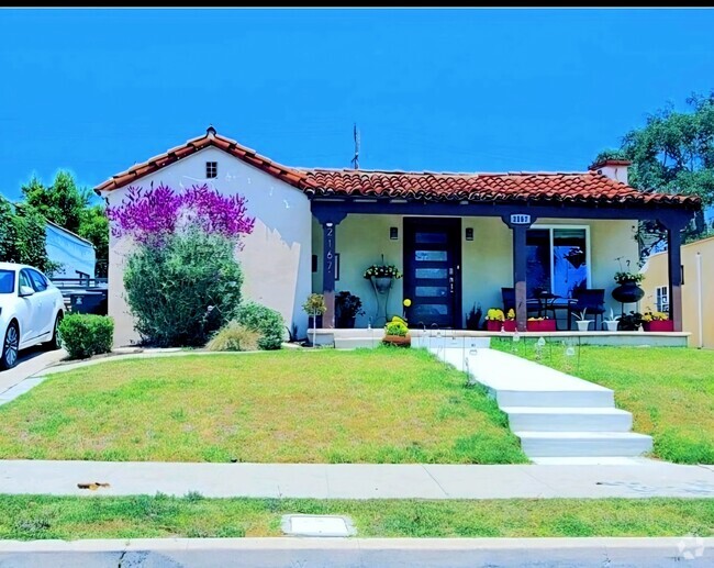 Building Photo - 2167 Casa Grande St Unit ALL UTILITIES INCLUDED Rental