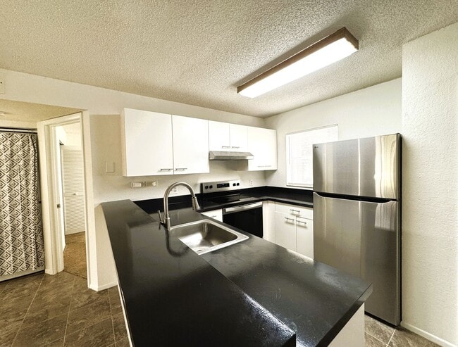 25100 Sandhill Blvd Unit 25100 Sandhill Blvd Bldg M Unit 104