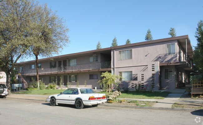Carmel Plaza Apartments