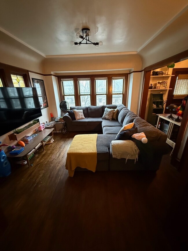 Building Photo - 718 E Townsend St