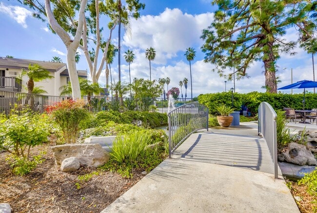 Villa Creek Apartments