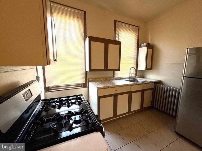 Photo - 2013 E Stella St