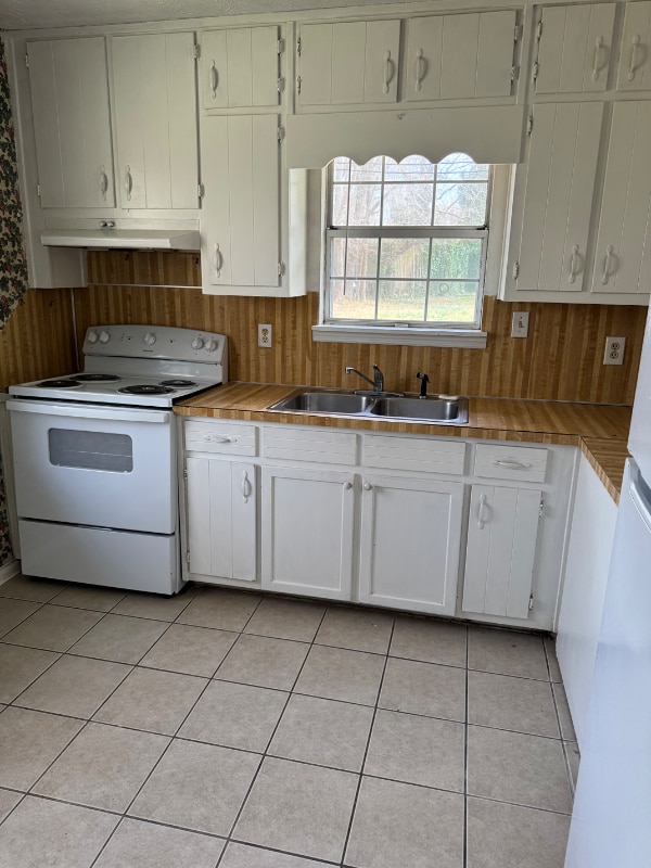 Photo - 3953 McClure Dr