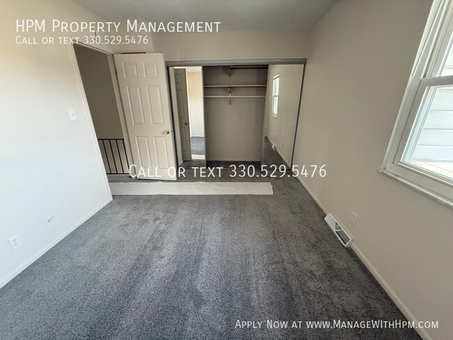 Photo - 222 Northwest Ave