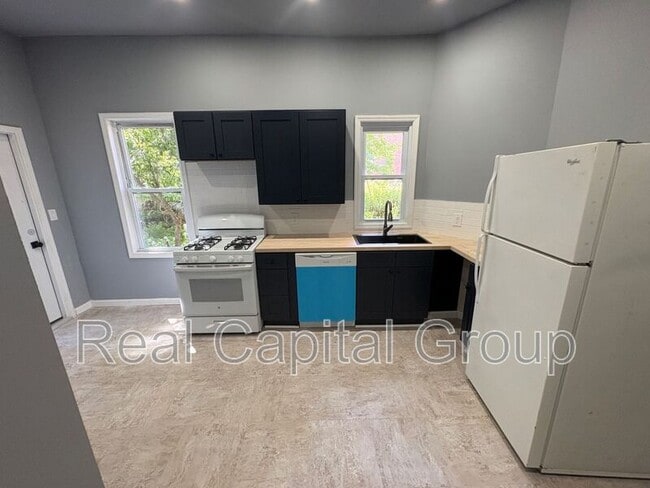44 Alexander St Unit 1