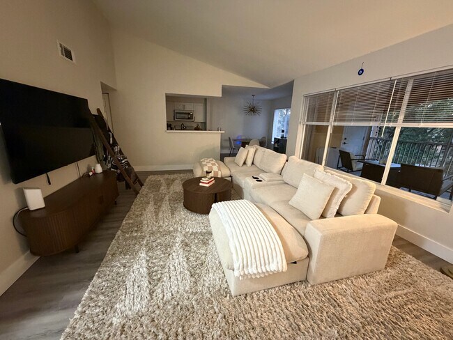 Photo - 2465 NW 33rd St Unidad Apt 1513