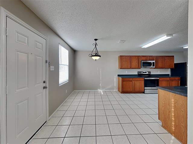 600 Ragwood Rd