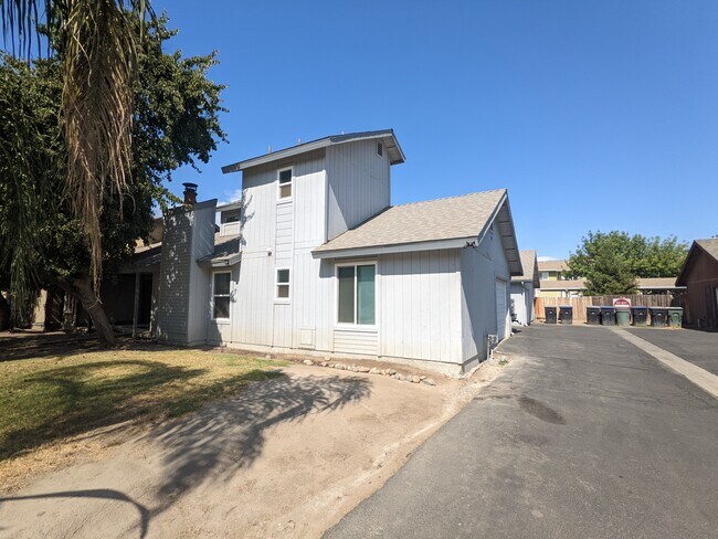Photo - 1118 S Edison St