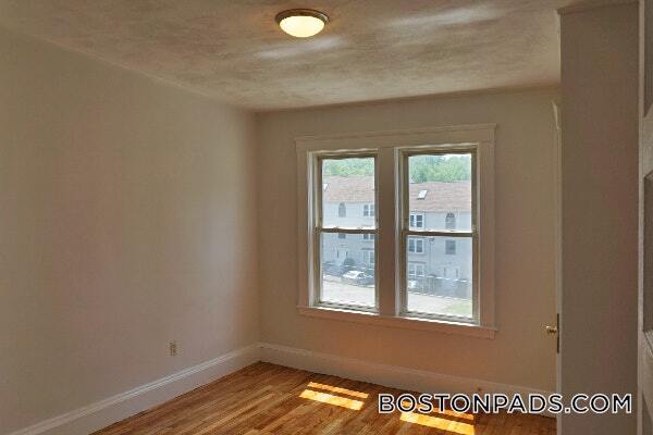 381 Crescent St Unit 1