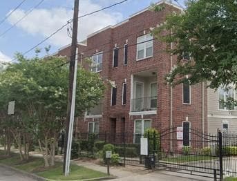 Building Photo - 2313 Hutchins St Rental