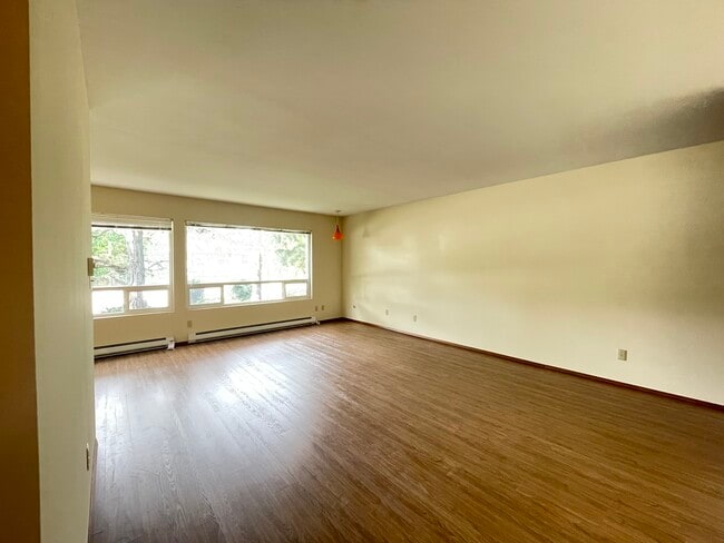 Sala de estar - 540 Williams Ave N Unidad 3