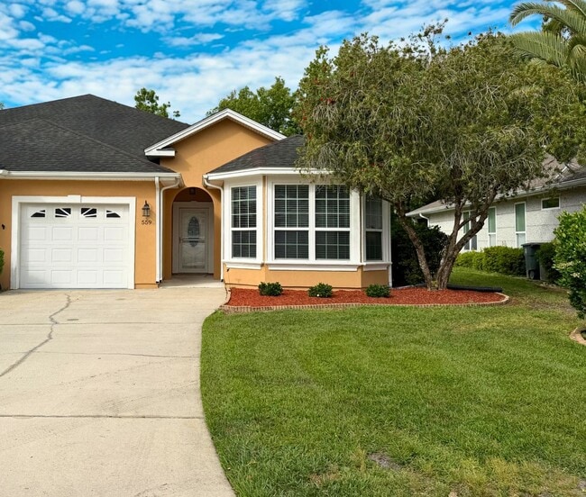 Photo - 3/2 fenced in yard, landscaping included !