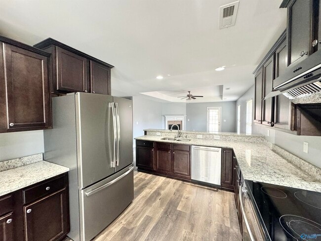 Photo - 600 NW Cove Water Ln