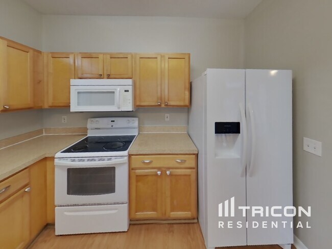 Photo - 10243 Goldenbrook Way