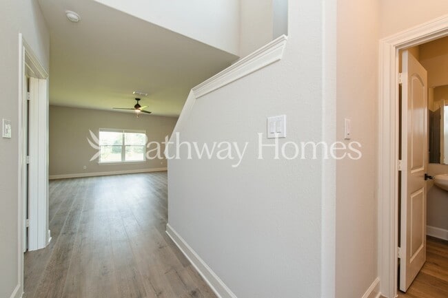 Photo - 623 Brookside Dr