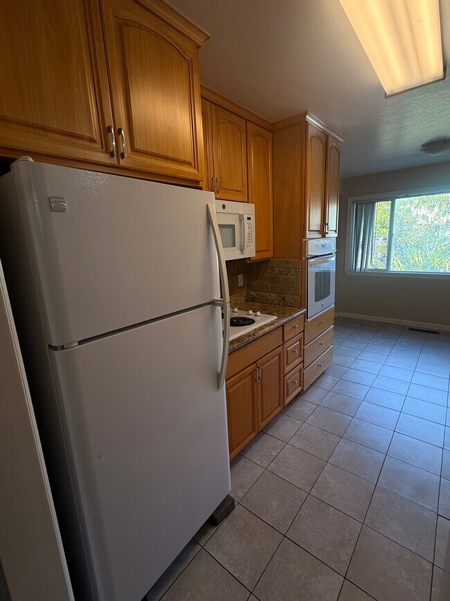 Photo - 1371 Kingfisher Way Unit 1